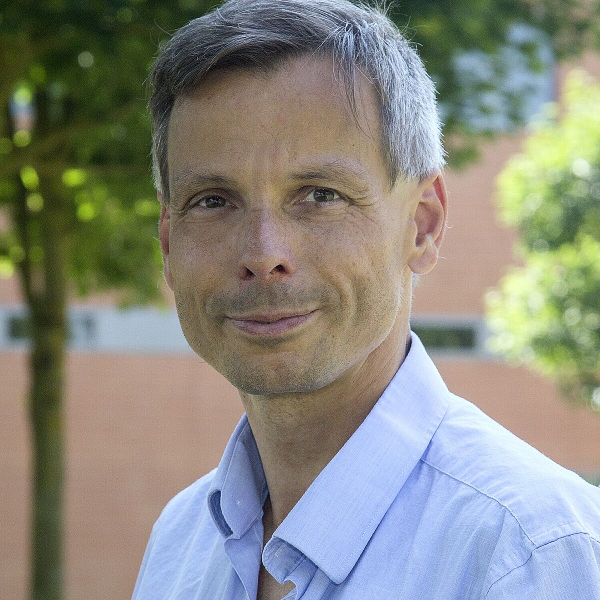 Prof. Peter Langer erhält Auszeichnung für wissenschaftlichen Artikel